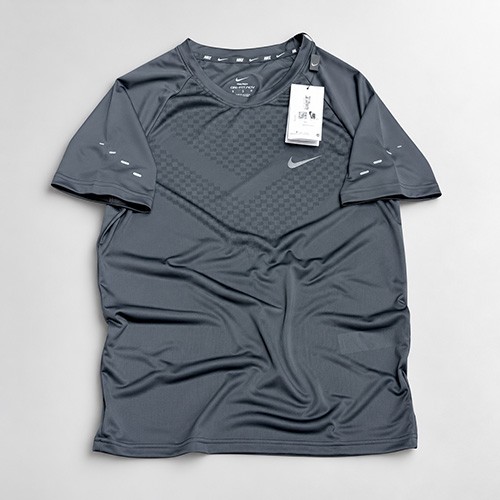 تیشرت ورزشی مردانه نایک (NIKE DRI-FIT ADV TSHIRT) رنگ طوسی سایز 2XL